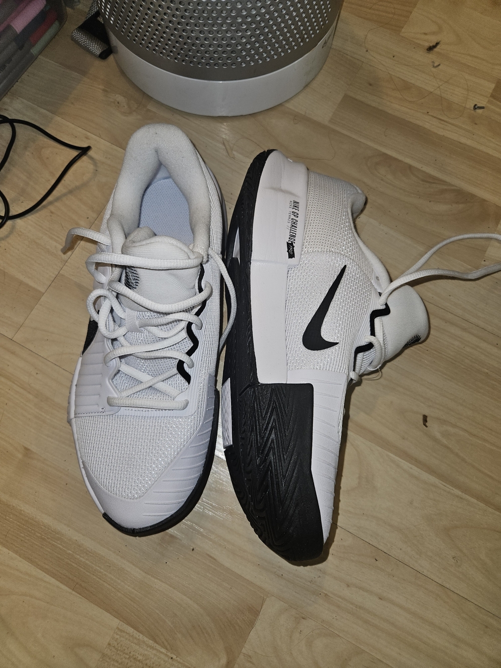 Nike GP Challenge Pro
Women's Hard Court Tennis Shoes 9